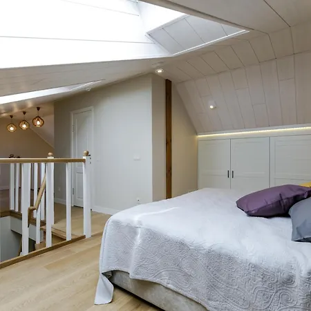 Apartman Uus 30 *