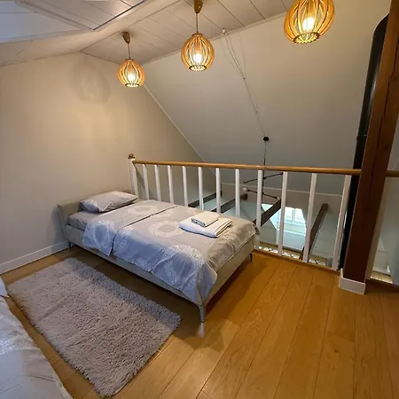 Uus 30 아파트 탈린